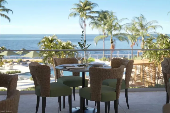 1611 Gulf Shore Blvd N 207, Naples, Florida 34102