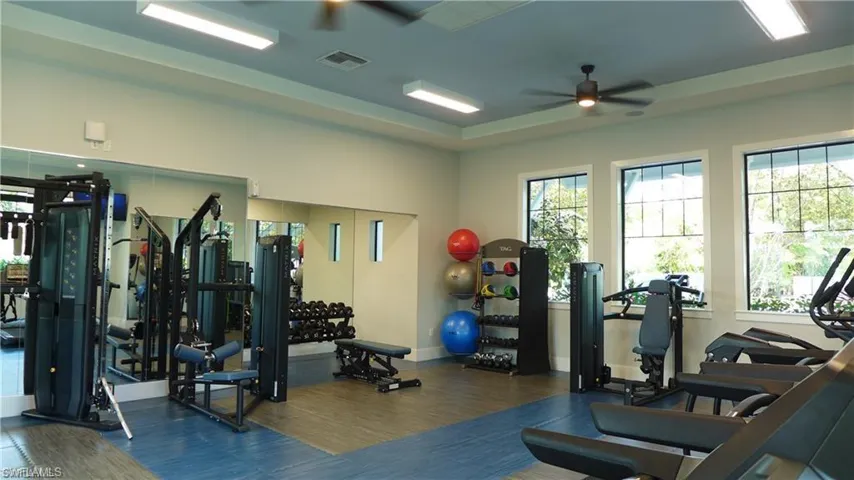 2646 Seychelles Cir 2701, Naples, Florida 34112