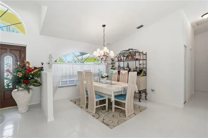 4417 Sw 25th Pl, Cape Coral, Florida 33914