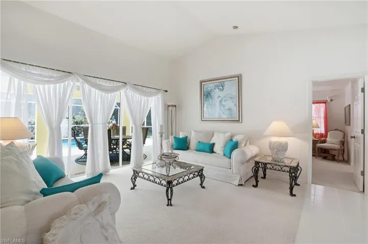 4417 Sw 25th Pl, Cape Coral, Florida 33914