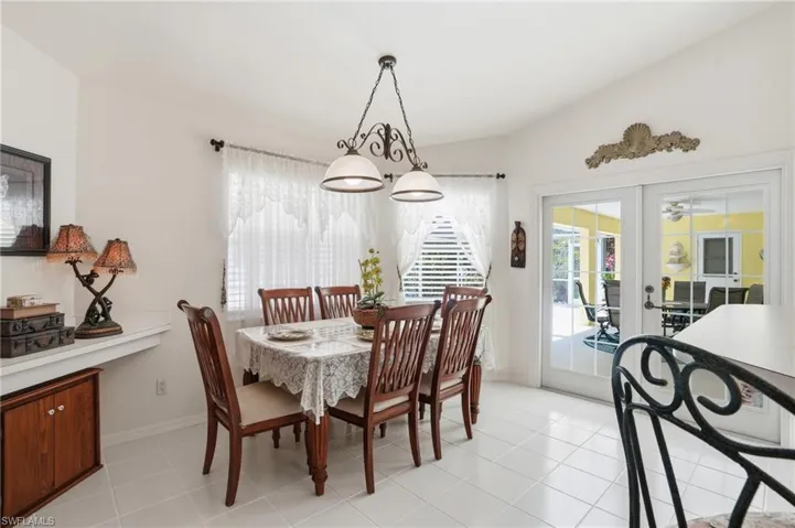 4417 Sw 25th Pl, Cape Coral, Florida 33914