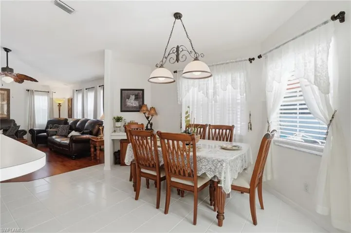4417 Sw 25th Pl, Cape Coral, Florida 33914