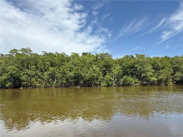 675 Copeland Ave S, Everglades City, Florida 34139