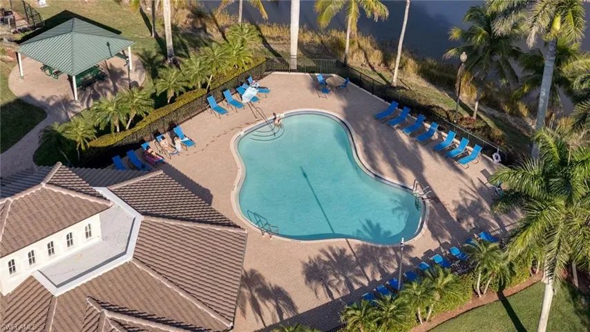 Bird's eye view of a pool area