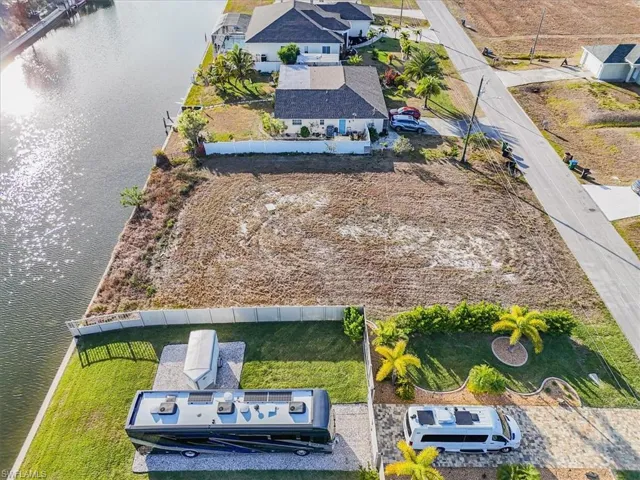322 Ne 20th St, Cape Coral, Florida 33909