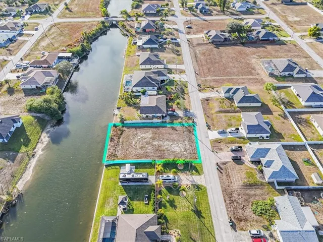 322 Ne 20th St, Cape Coral, Florida 33909
