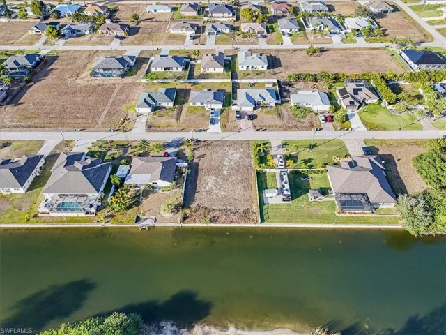 322 Ne 20th St, Cape Coral, Florida 33909