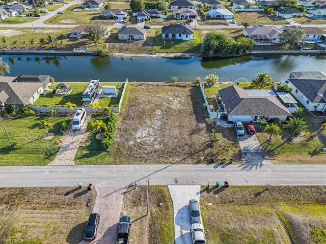 322 Ne 20th St, Cape Coral, Florida 33909