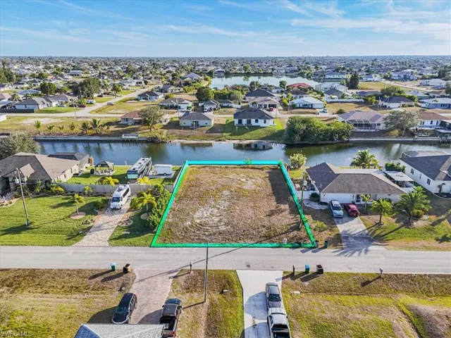 322 Ne 20th St, Cape Coral, Florida 33909