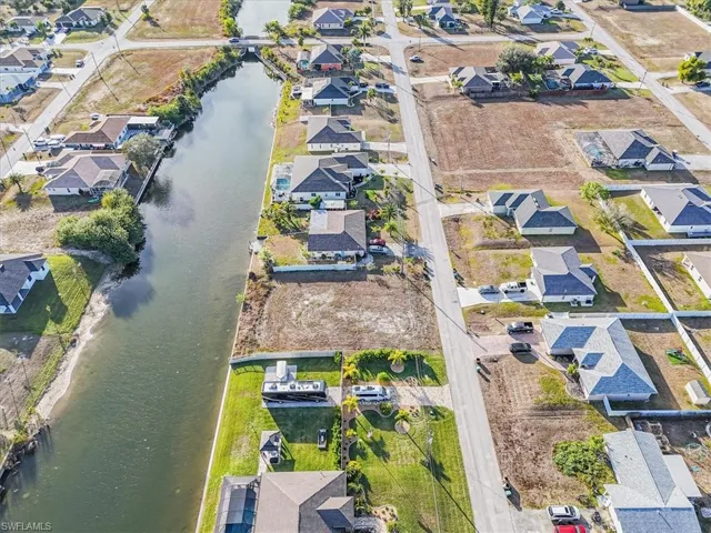 322 Ne 20th St, Cape Coral, Florida 33909