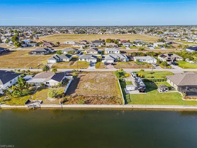 322 Ne 20th St, Cape Coral, Florida 33909