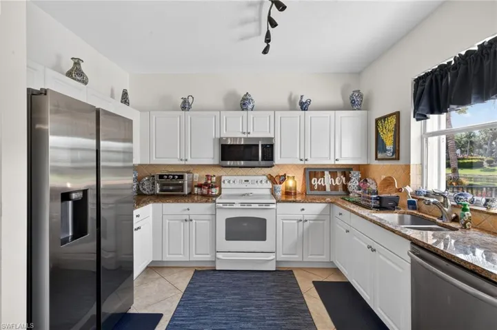 10284  Crepe Jasmine  LN, Fort Myers, FL 33913