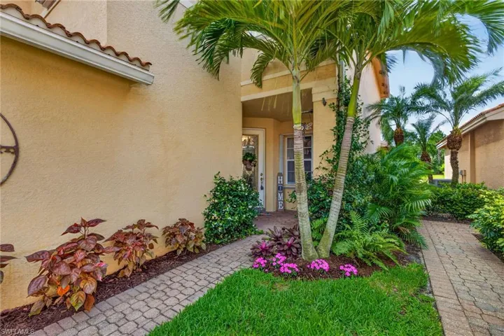 10284  Crepe Jasmine  LN, Fort Myers, FL 33913