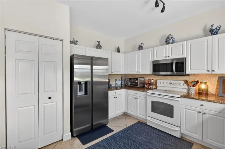 10284  Crepe Jasmine  LN, Fort Myers, FL 33913