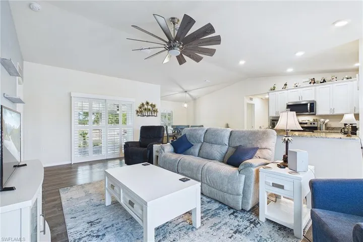 3008 Redwood Ln, Labelle, Florida 33935
