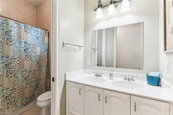 18157 Baywood Dr, Naples Fl 34114