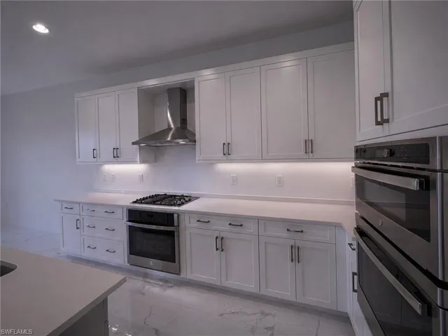 12236 Red Pine Pl, Estero, Florida 33928