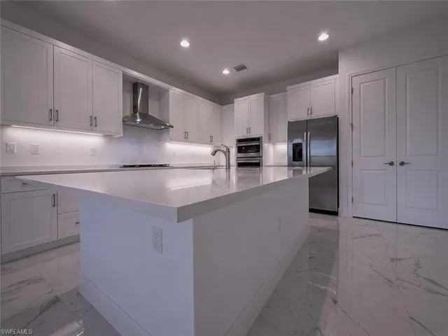 12236 Red Pine Pl, Estero, Florida 33928