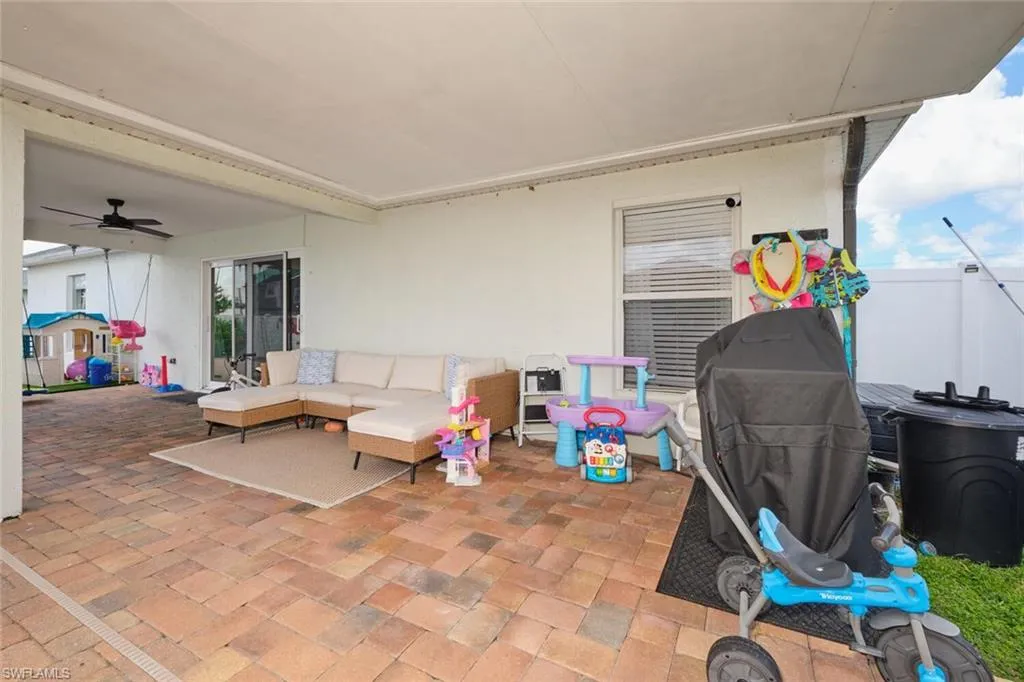 2309 10th AVE, Cape Coral, FL 33993,224071011