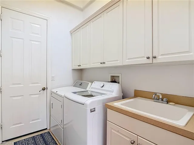 28290 L Burton Fletcher Ct, Bonita Springs, Florida 34135