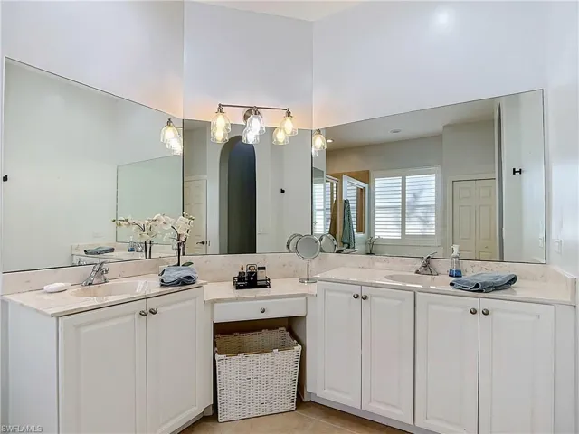 28290 L Burton Fletcher Ct, Bonita Springs, Florida 34135