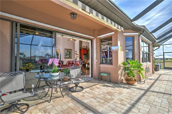 2704 NW 14th  TER, Cape Coral, FL 33993