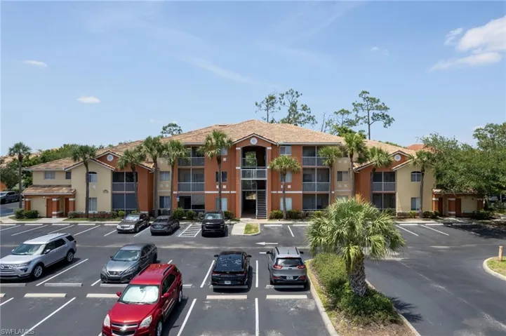 6401  Aragon  WAY, Fort Myers, FL 33966