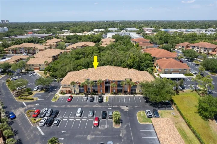 6401  Aragon  WAY, Fort Myers, FL 33966