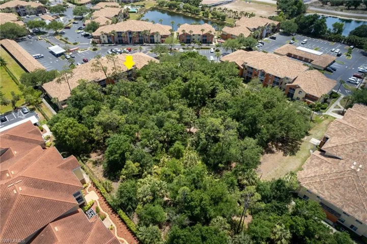 6401  Aragon  WAY, Fort Myers, FL 33966
