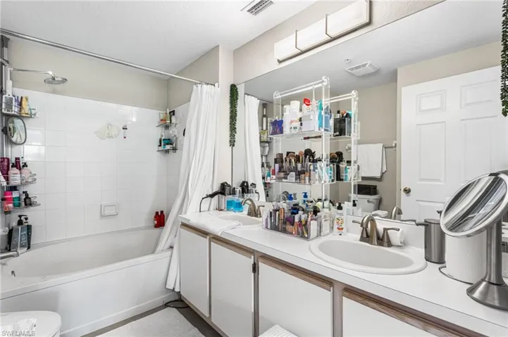 6401  Aragon  WAY, Fort Myers, FL 33966
