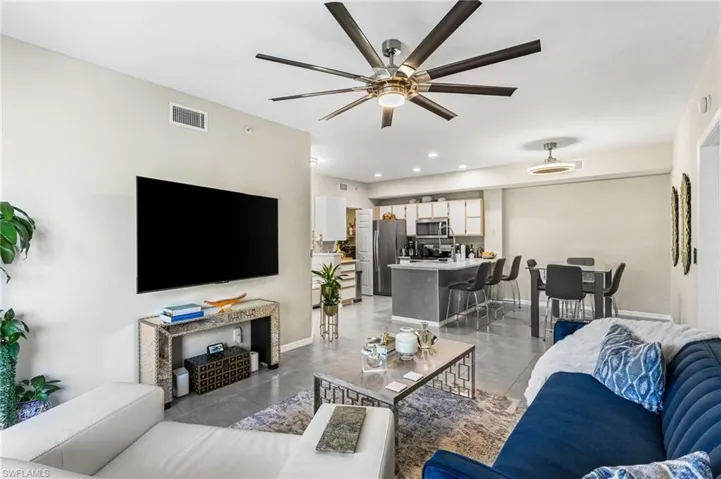 6401  Aragon  WAY, Fort Myers, FL 33966