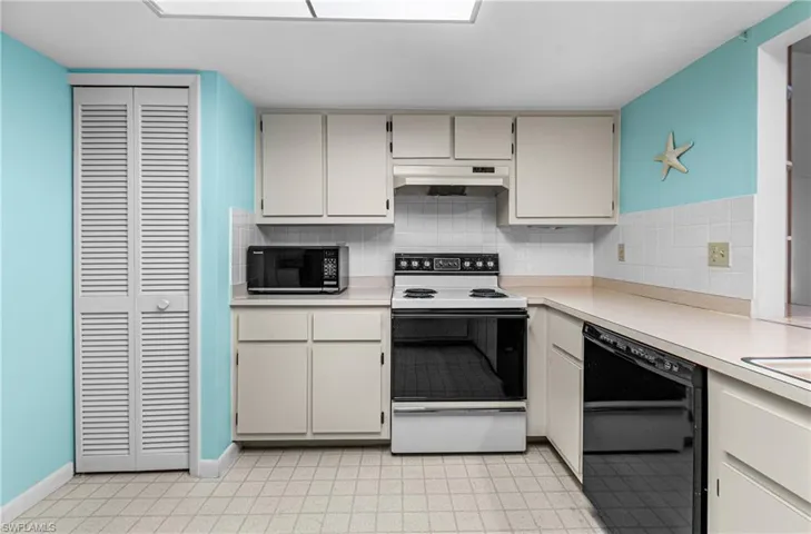 Spacious Kitchen.
