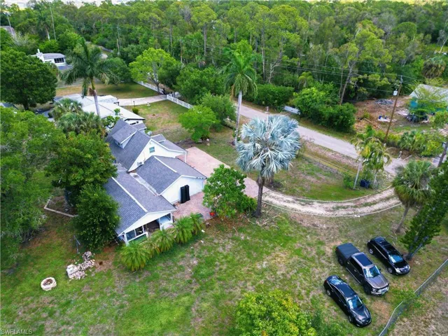 2861 N 2nd  ST, North Fort Myers, FL 33917