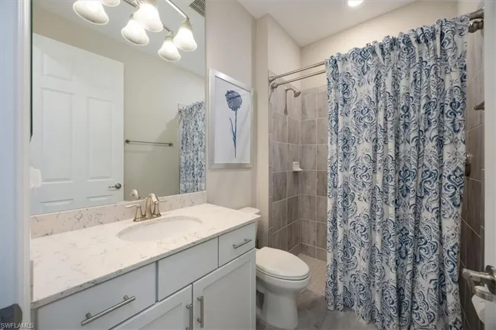 2014  Mustique  ST, Naples, FL 34120