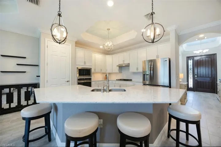 2014  Mustique  ST, Naples, FL 34120