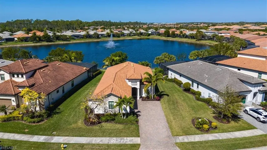 2014  Mustique  ST, Naples, FL 34120