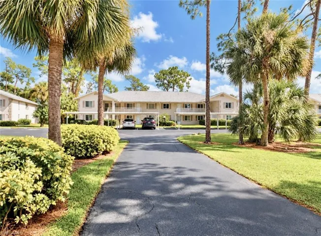 780 Augusta Blvd C203, Naples, Florida 34113