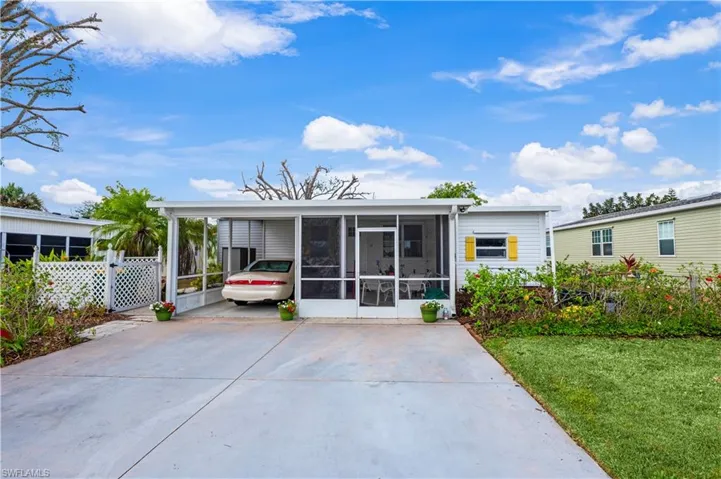Carport/Patio
