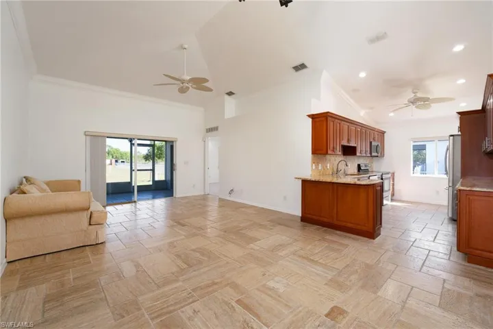3761  39th NE AVE, Naples, FL 34120