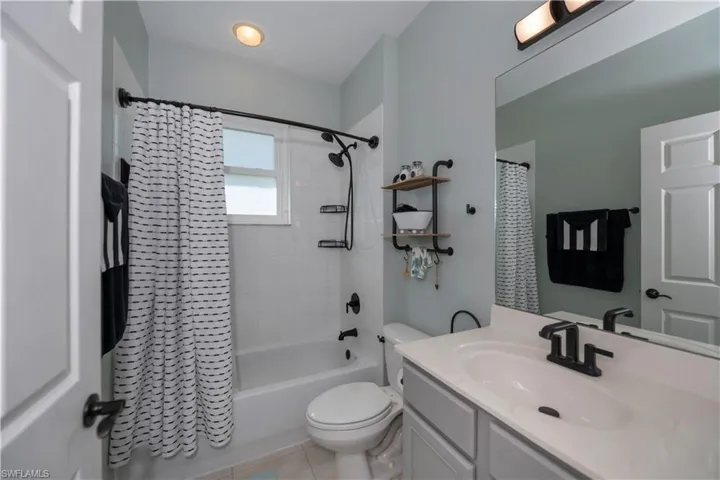 3444  Dandolo  CIR, Cape Coral, FL 33909
