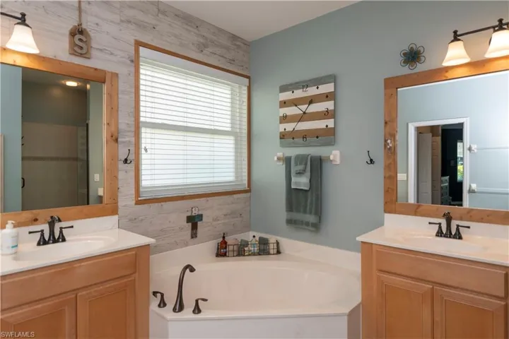 3444  Dandolo  CIR, Cape Coral, FL 33909