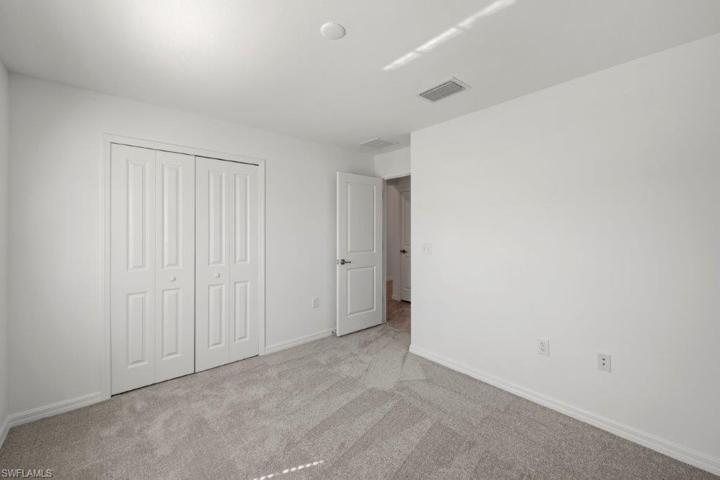 2504  40th SW ST, LEHIGH ACRES, FL 33974