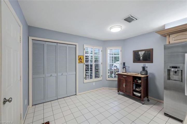 166 Via Perignon # 2, NAPLES FL 34119