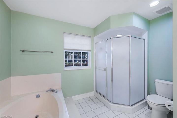 166 Via Perignon # 2, NAPLES FL 34119