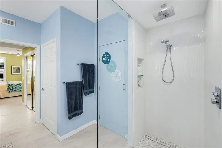 25276 Pelican Creek Cir 102, Bonita Springs, Florida 34134