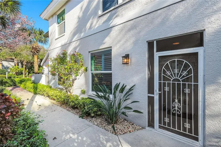 25276 Pelican Creek Cir 102, Bonita Springs, Florida 34134