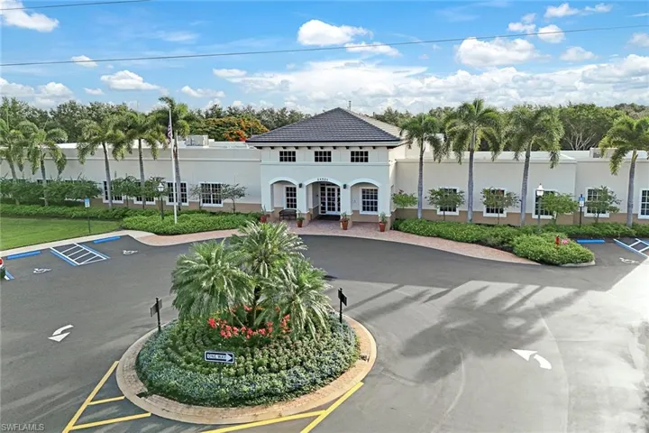 25276 Pelican Creek Cir 102, Bonita Springs, Florida 34134