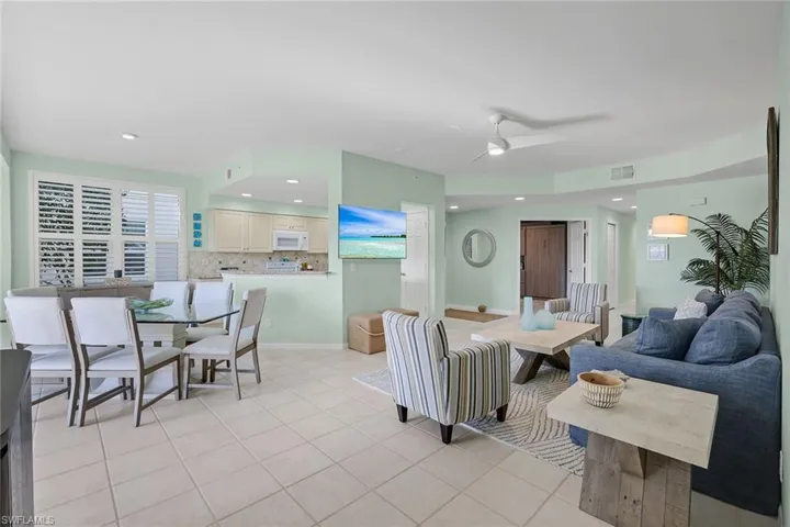 25276 Pelican Creek Cir 102, Bonita Springs, Florida 34134
