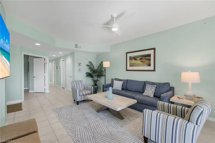 25276 Pelican Creek Cir 102, Bonita Springs, Florida 34134