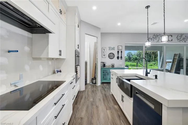 2868  16th SE AVE, Naples, FL 34117